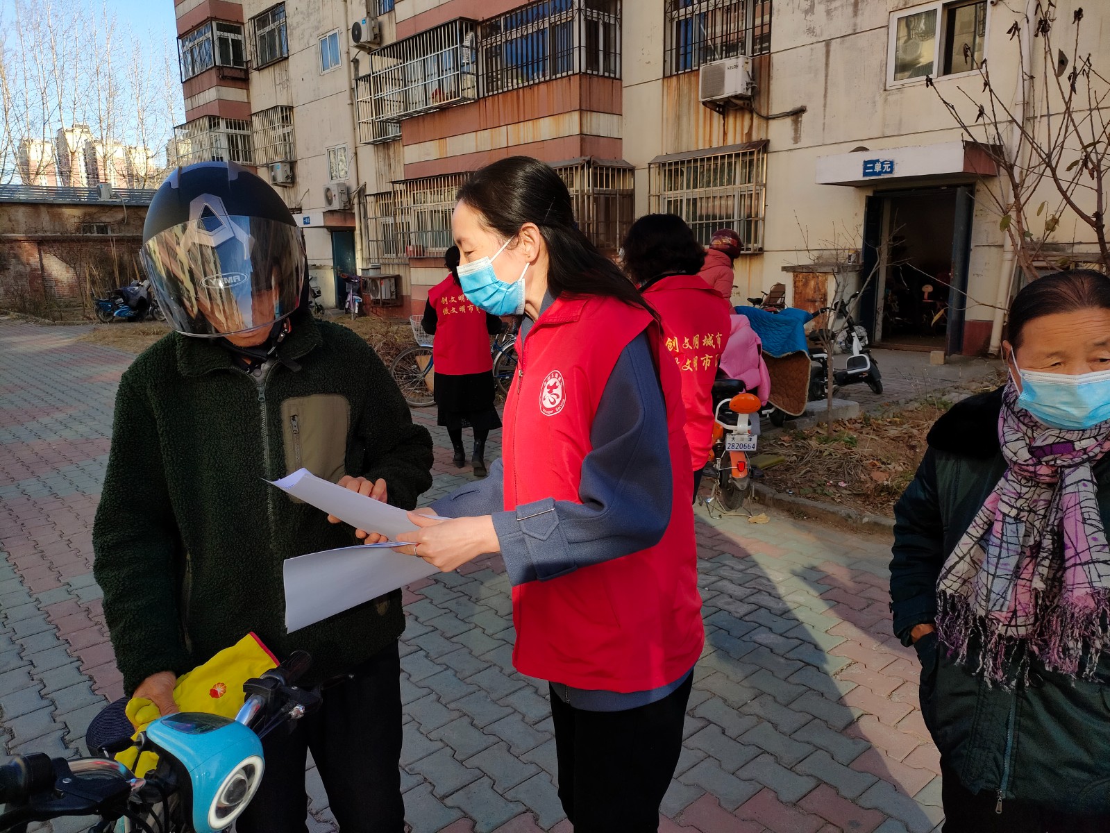 90726325.jpg 90726325.jpg